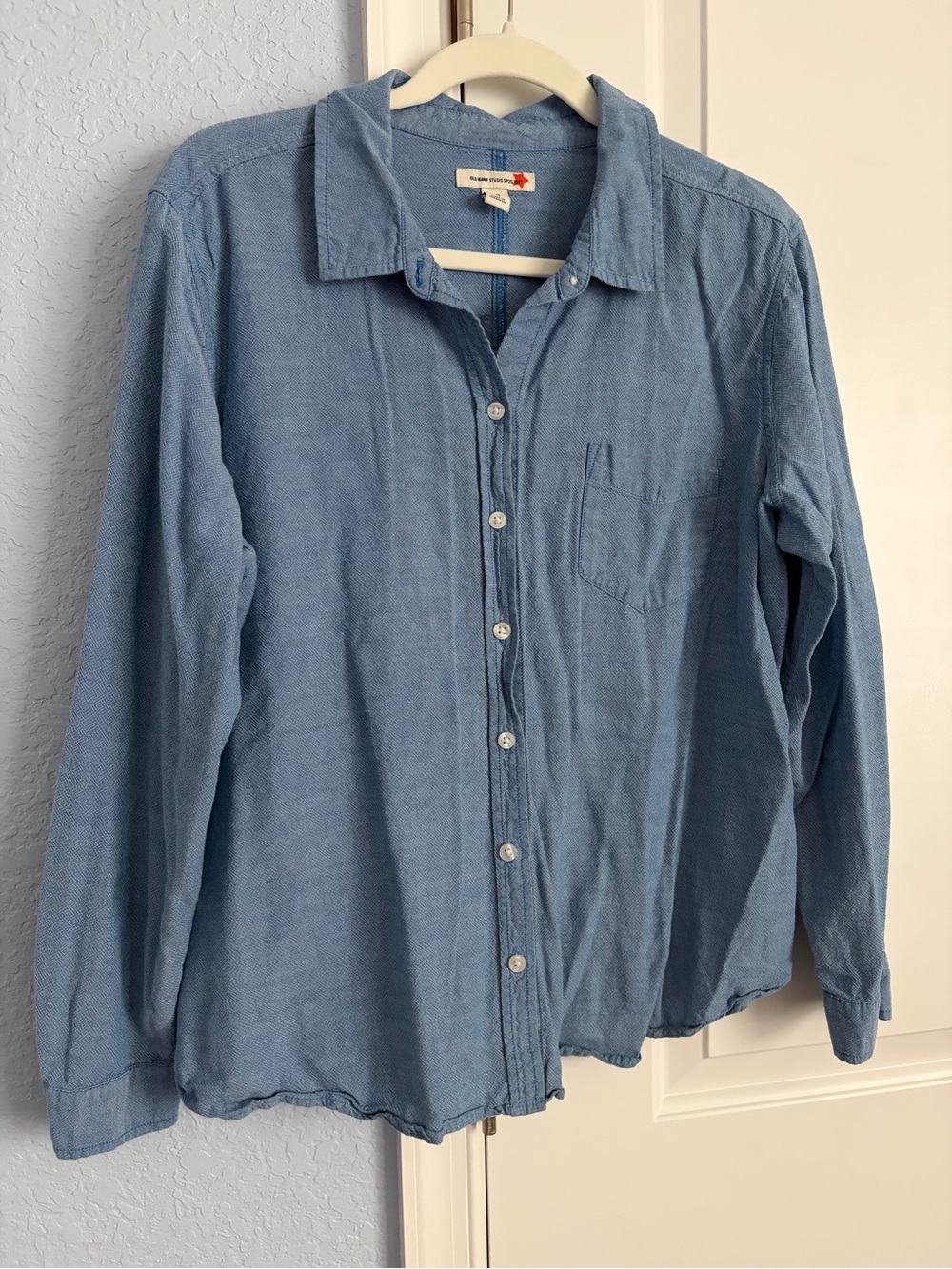 Old Navy Lightweight Blue Button-Up Shirt
